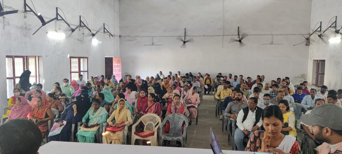 Deo_Sambhal's tweet image. जनपद सम्भल में ई0आर0ओ0द्वारा सभी बी0एल0ओ0/सुपरवाइजरोंं को गरूण ऐप,वोटर हेल्प लाइन ऐप, एन0वी0एस0पी0 का प्रशिक्षण तथा विशेष संक्षिप्त पुनरीक्षण-2022 के महत्वपू्र्ण कार्यों के कुशलतापूर्वक सम्पादन हेतु प्रशिक्षण जनपद के सभी ई0आर0ओ0/ए0ई0आर0ओ0द्वारा दि.29 एवं 30अक्टूबर 2021को दिया गया