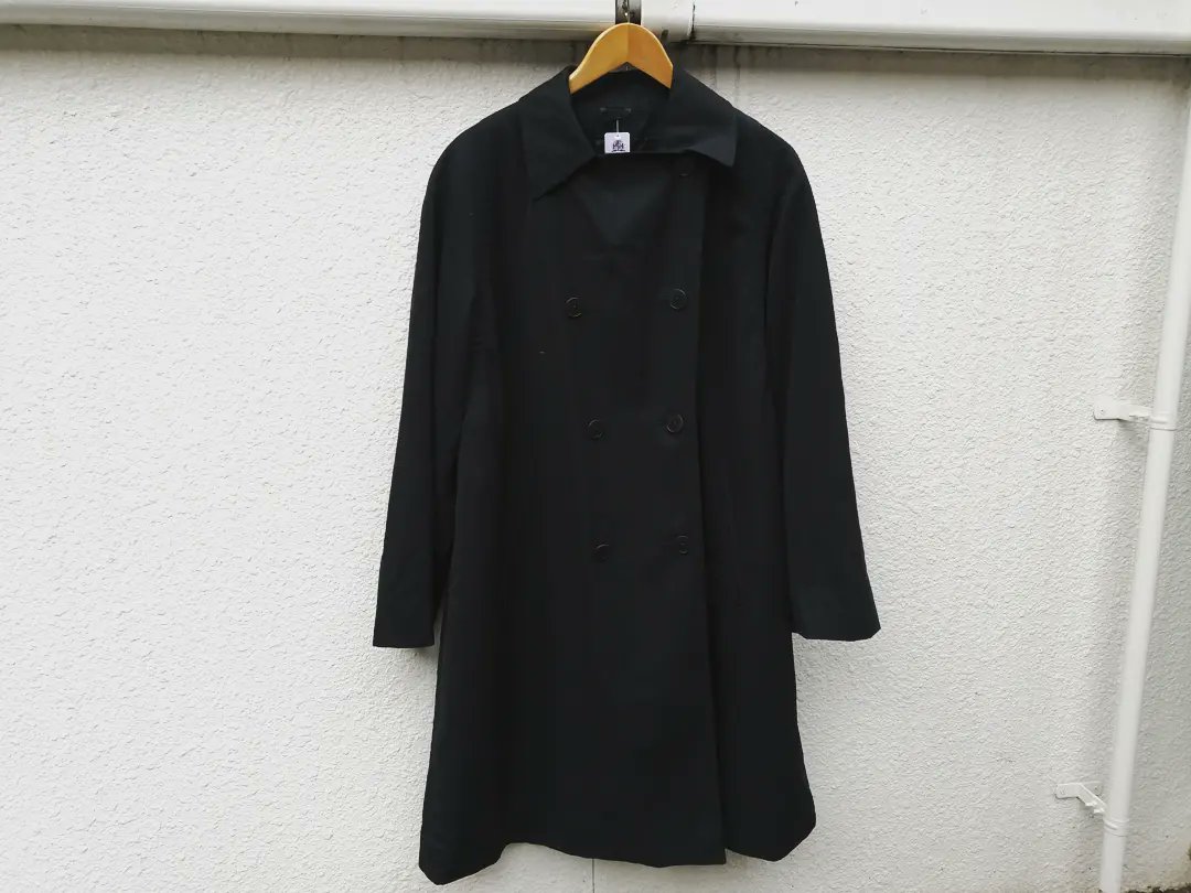 SQUATSHOP's tweet photo. SQUAT 仙台店です
イタリアからの新入荷商品、毎日追加しています！

秋冬モノをメインに様々なアイテムを順次店頭に並べています

ローデンクロスのコートはかなりの数入りました！お探しの方はぜひ！ https://t.co/8RljBz6SMP