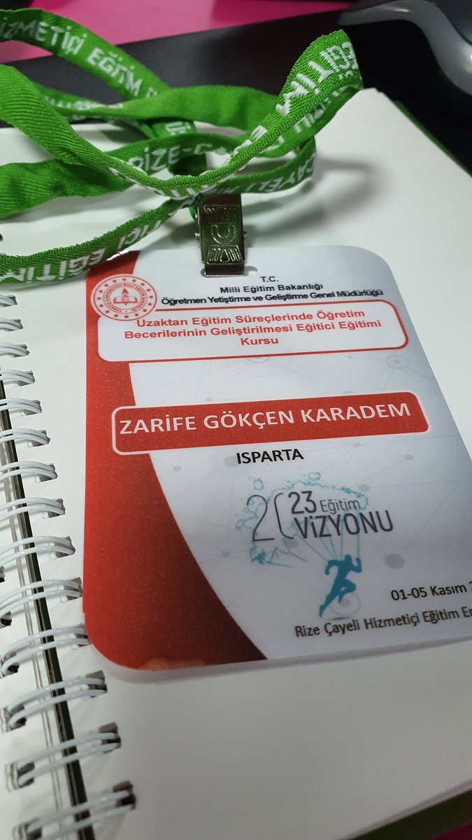 gokcenkaradem's tweet photo. #ogym ve #unicef işbirliğinde düzenlenen "Uzaktan Eğitim Süreçlerinde Öğretim Becerilerinin Geliştirilmesi Eğitici Eğitimi Kursu" Rize- Çayeli'nde devam ediyor... https://t.co/uBlaInYTQG