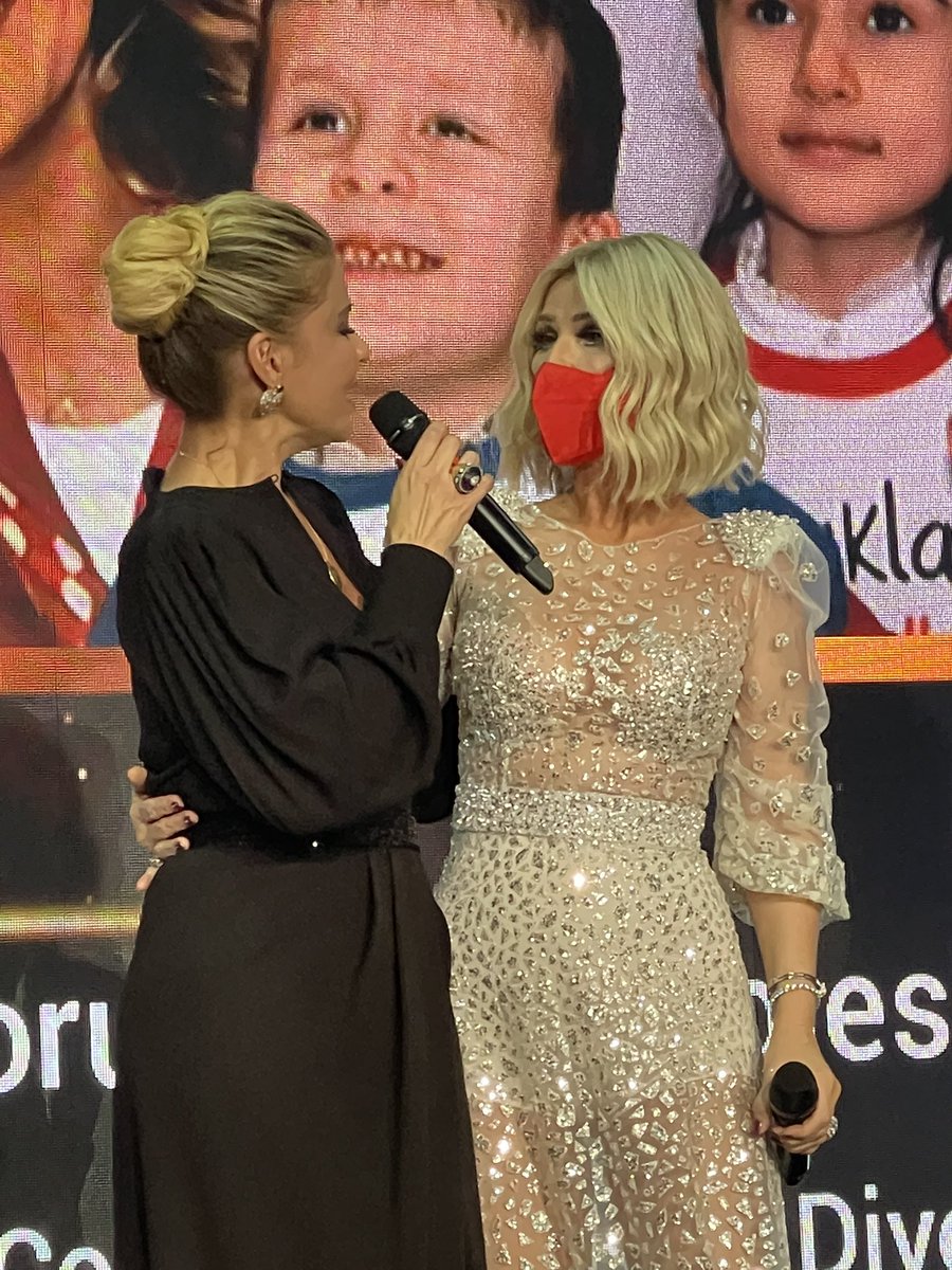 Uluslar Arası Şehir ve Sosyal Sorumluluk Ödülleri 🏆 Yılın En İyi Sosyal Sorumluluk Projesi <a href="/CocuklarGulsun/">Çocuklar Gülsün Diye Derneği</a> Teşekkür ederiz. <a href="/elvanoktar/">Elvan Oktar</a>