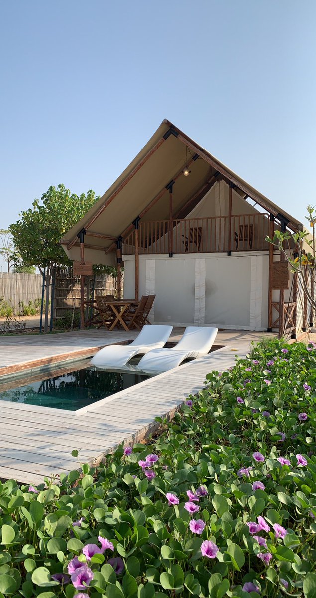 Al Hudayriyat - Bab Al Nojoum