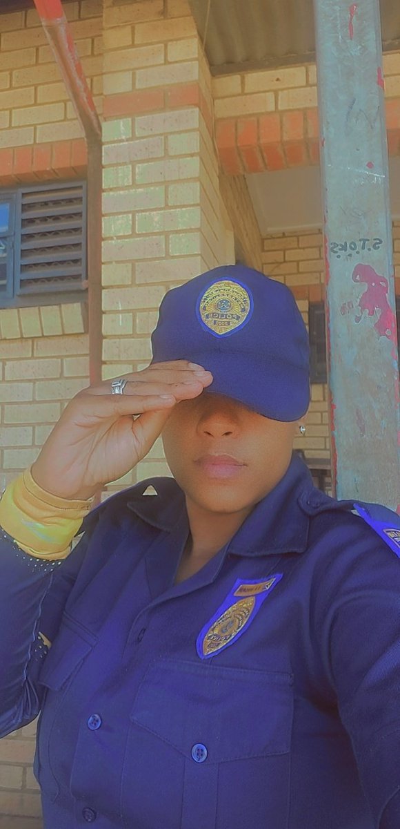 Emakhosini_'s tweet photo. Monday 01/11/2021
03:45 | Duty On.
Duties| •Monitoring of the Elections 
           |   process👀.
           | •Escorting ballots🗳.
01:30 | Duty Off. https://t.co/5pQNnTGgCk