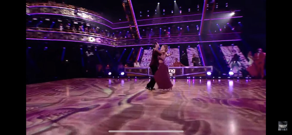 PirateGirl121's tweet image. Costuming did Jimmie &amp;amp; Emma dirty 😬 #DancingABC