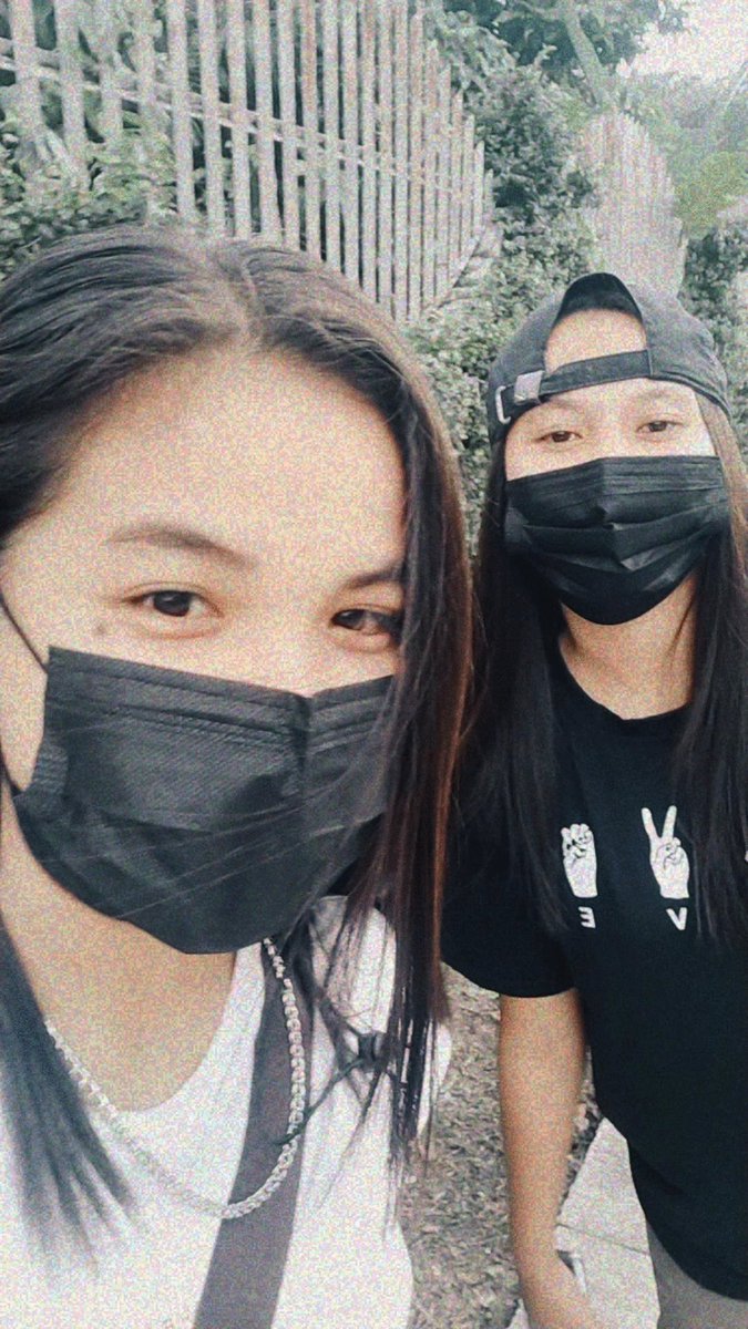 pinosalyssa's tweet photo. Bakit ang pogi natin menππ @lesyyeuxdeninii
#angpogi ng andagao https://t.co/YpOu2P6nm3