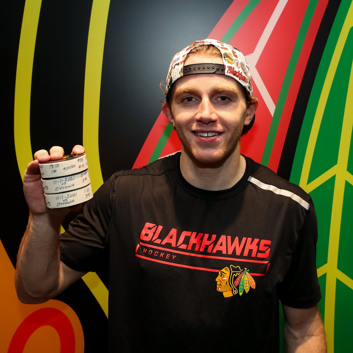NHLBlackhawks's tweet photo. we love this song https://t.co/XxdpV5jQ0p