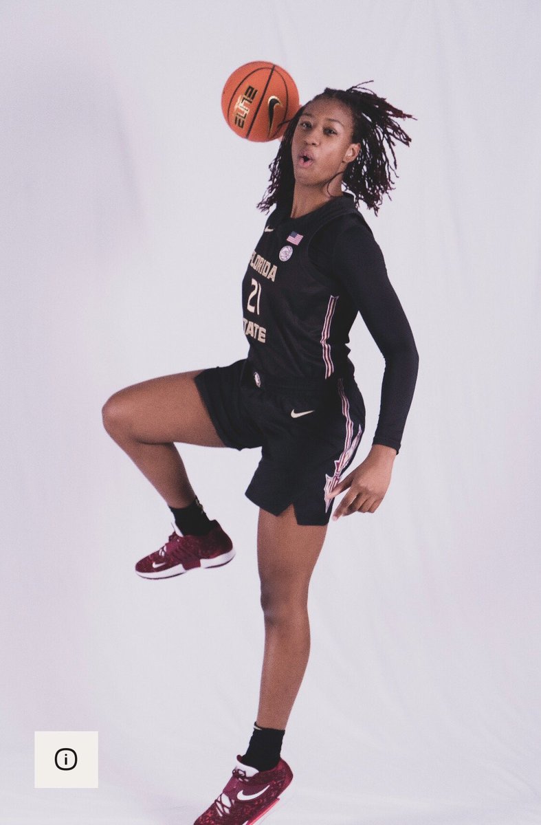 oilerpride_gbb's tweet photo. No matter the colors she makes it all look good!!!! @DunkingBeauty @PearlandHighSch https://t.co/9mIEpOwZBk