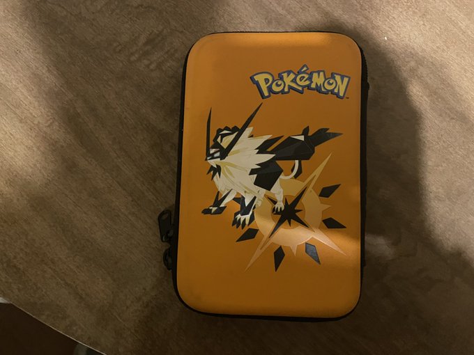 Can't believe I still have this sitting around.   #Pokemon #Nintendo2ds #Pokeball #Discontinued https://t<a href="/tag/pokeball"class="tags"><span>#pokeball</span></a><a href="/tag/pokemon"class="tags"><span>#pokemon</span></a><a href="/tag/discontinued"class="tags"><span>#discontinued</span></a><a href="/tag/nintendo2ds"class="tags"><span>#nintendo2ds</span></a>