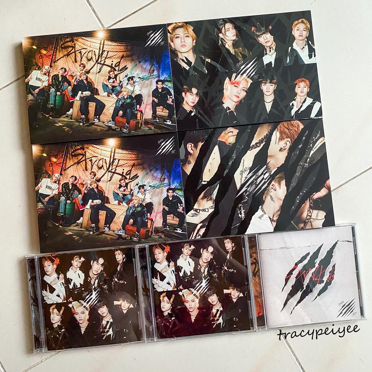 pei_tracy's tweet photo. Stray Kids 2nd Japanese Single Album Scars💿

So happy what I got of the photocards, satisfied😍

#straykids #스트레이키즈 #방찬 #BangChan #리노 #LeeKnow #창빈 #Changbin #현진 #Hyunjin #한 #han #필릭스 #Felix #승민 #Seungmin #아이엔 #i_n #youmakestraykidsstay #scars https://t.co/VGHfmzZPwe
