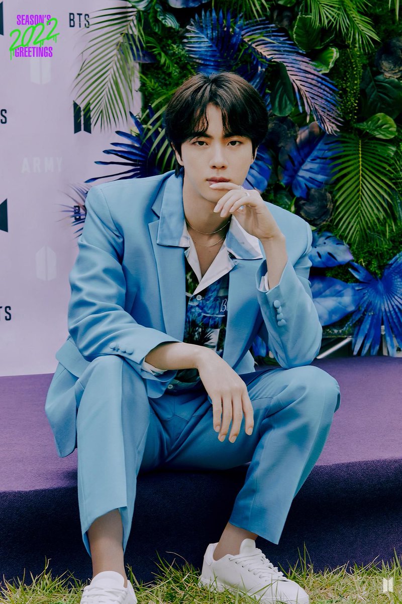 tnjoon's tweet photo. I can't take my breath 🥵💥
Help me. 🥵
#BTS
#BTS_twt https://t.co/hRsMHdrxHE