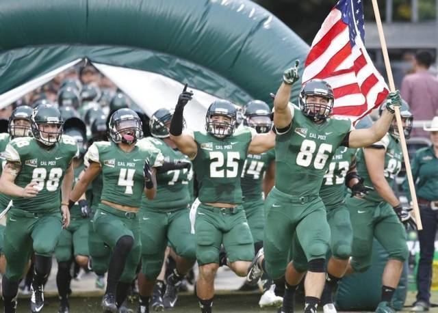 jr_chosen_'s tweet photo. After speaking with @CoachJMont I am Blessed and Honored to receive an offer to Cal Poly. I am incredibly appreciative of this opportunity. Praise God!!! @calpolyfootball @NadeFootball @coachmgentle @Tarek_Fattal @latsondheimer https://t.co/OxGaAZY5ju