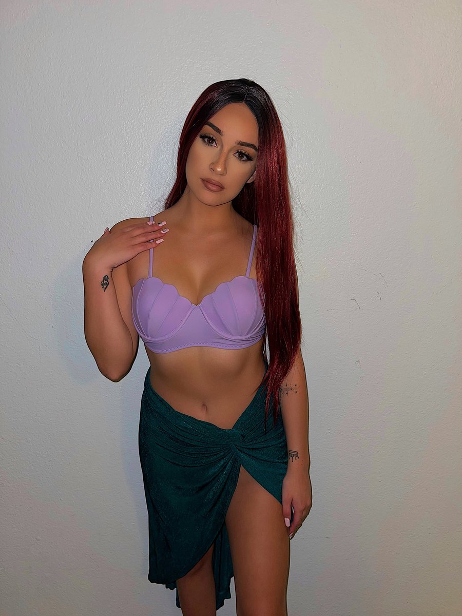 jojoamandaa's tweet photo. Someday I'll be part of your world 🧜🏼‍♀️ https://t.co/Ypkxdo7bX3
