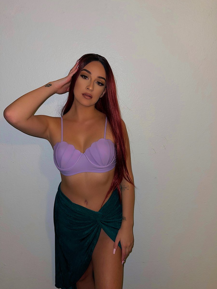 jojoamandaa's tweet photo. Someday I'll be part of your world 🧜🏼‍♀️ https://t.co/Ypkxdo7bX3