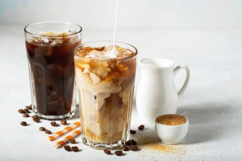 dimasprakosooo's tweet photo. Es kopi gula aren paling enak di Makassar jatuh kepada ... https://t.co/zEyxLp2tJ9