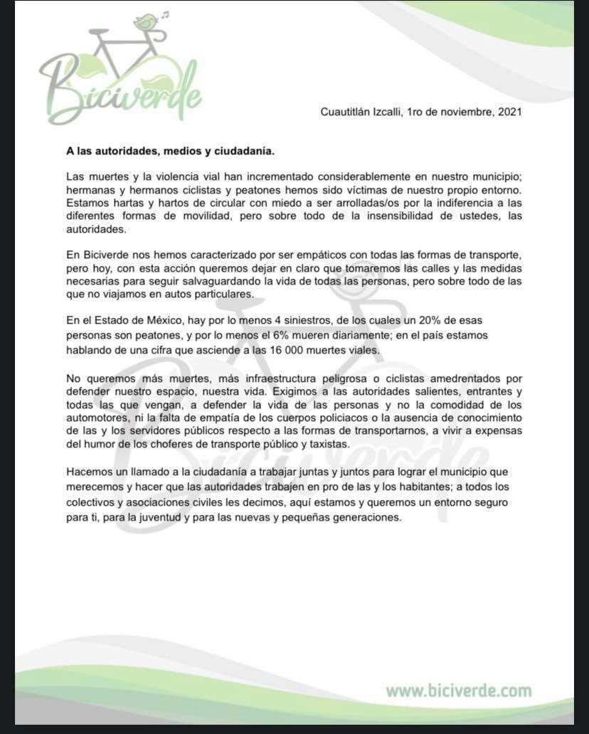 Biciverde's tweet photo. En la rodada de esta noche, realizamos una acción en homenaje a las víctimas de los siniestros viales que pasan diariamente en nuestro municipio, estado y país. Como Biciverde, en compañía de la ciudadanía y otros colectivos haremos más visibles las pérdidas que… https://t.co/2EZwKm0TKg