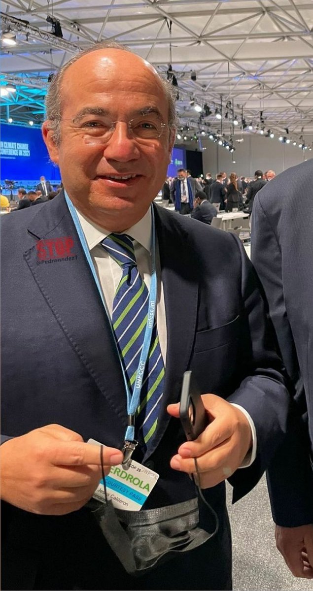 HectorAtarrabia's tweet photo. Amigos españoles. Lamento que les hayan aumentado 60% la electricidad en un sólo día.
Les presento a uno de los responsables (también quería hacer lo mismo en México). https://t.co/r42rMKKbYk