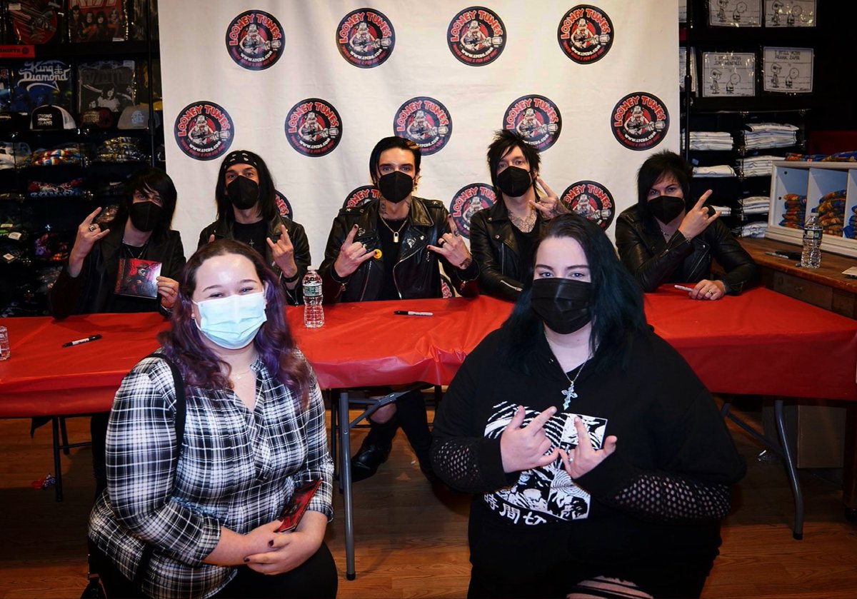 🖤🖤🖤🖤🖤 <a href="/blackveilbrides/">Black Veil Brides</a> <a href="/JinxxBVB/">Jinxx</a> <a href="/LonnyEagleton/">Lonny Eagleton</a> <a href="/andyblack/">Andy Biersack</a> <a href="/JakePittsBVB/">Jake Pitts</a> <a href="/christiancoma/">CC</a>