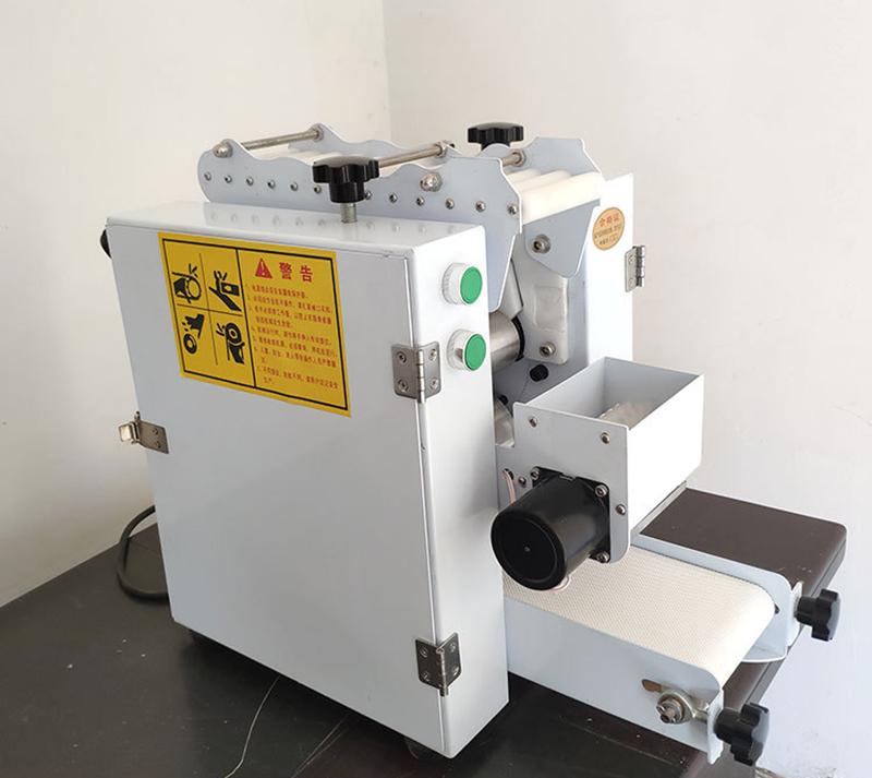 Jw787Com's tweet photo. This kind of dumpling skin machine is a kind of food machine which  can be processed and produced continuously. This product has the advantages of high efficiency, energy saving, safety and health, no corner waste, etc. 
https://t.co/VbCL4YbDZ9 https://t.co/RTtgmicPG0