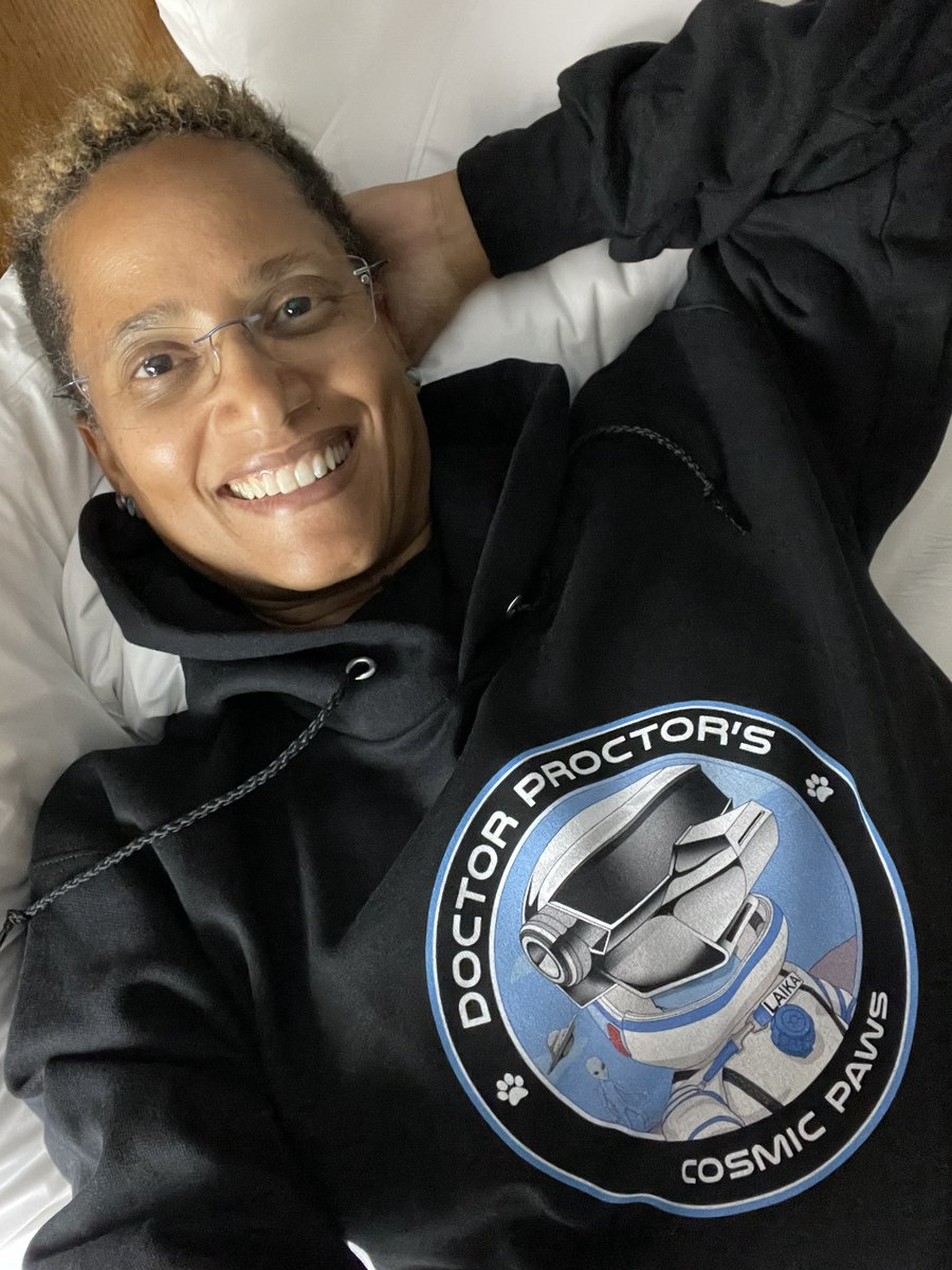 DrSianProctor's tweet photo. I’m just chilling in my #NFT #Muttnik derivative hoodie that I created w/ @subtractive. Star, the newest Muttnik, is now available & I’m now obsessed w/ creating my own personal Cosmic Paws Pack. You should check it out🐾 https://t.co/MrXWetaRvj
#NFTCommunity #NFTNYC #NFTNYC2021 https://t.co/SMytZ4eyxq