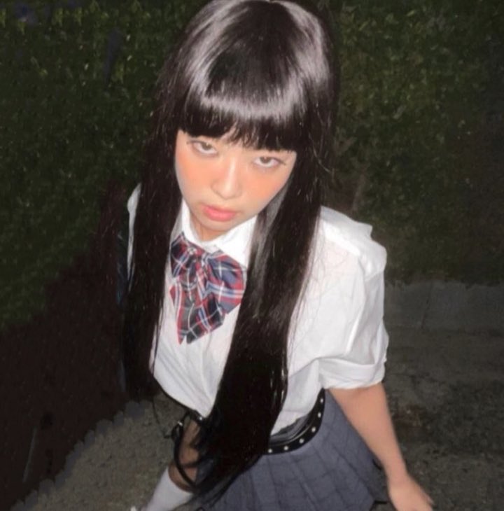 jknchaneI's tweet photo. JENNIE AS GOGO YUBARI 😫 https://t.co/UNXMRQfQ0B