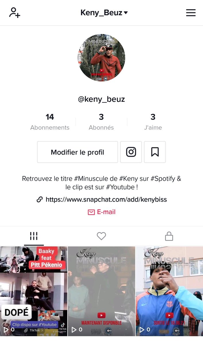 Kenybiss's tweet photo. Baaaah oué je suis de nouveau dessus ahahahah !!!
Qui d'autre est sur #TikTok ?
Que l'on s'ajoute au calme...
#LeCombatContinue #OnNeLâcheRien
#Exclusivité #Èbauches #Lives #TournagesDeClips #Sport #Work #Rushs
Tout y est l'équipe...
Lien : https://t.co/73BvrHqmGC https://t.co/I1maUNtYXU