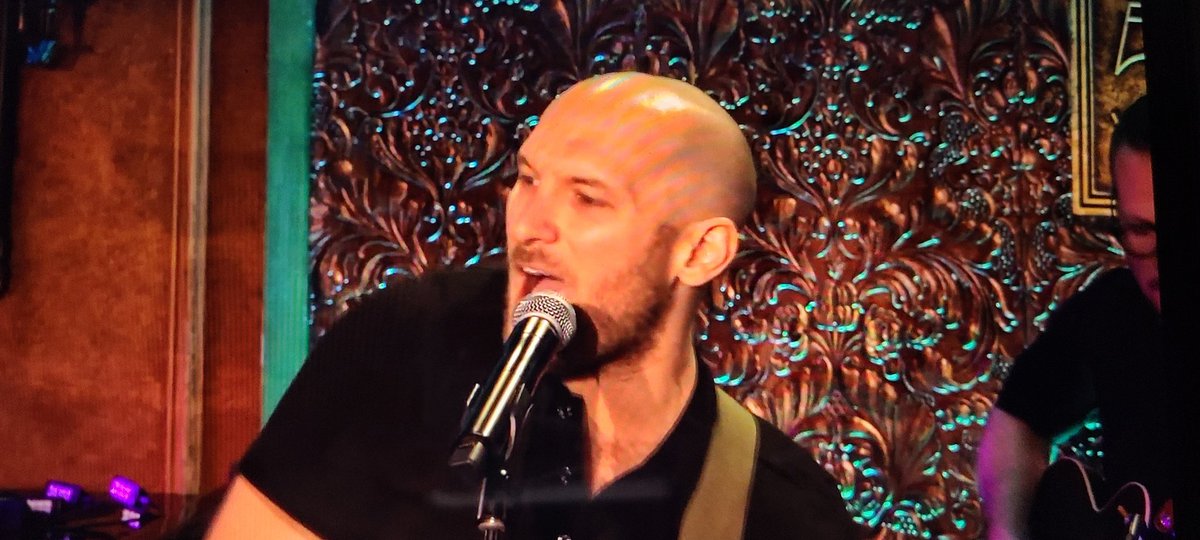 CournteyO's tweet photo. Incredible job 2night!!! @DrewGasparini best way to spent a Monday night!!! @54Below ๐๐๐ Thank you #SuckYes #SooMuchLove to you and yours!!! ๐โโ๏ธ๐๐ค๐ถโค https://t.co/zl5gRx3MVS