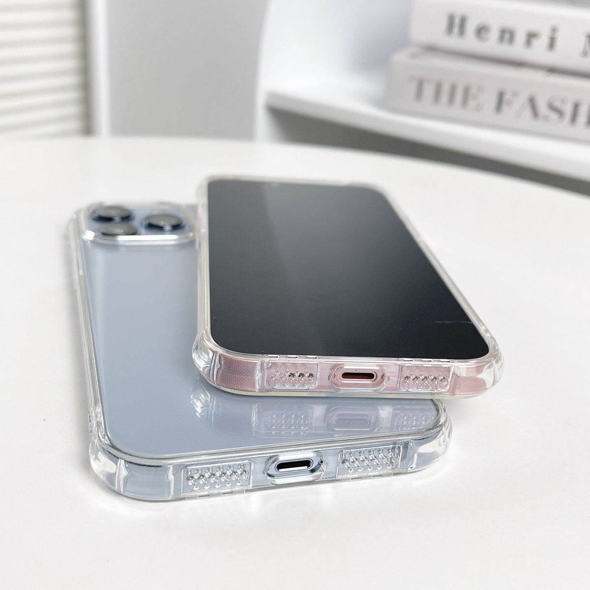 caselovewink's tweet photo. C008 ใสนิ่มมุมหนา
เคสใสนิ่มทั้งชิ้น ใส่ง่ายถอดง่าย ถนอมเครื่อง มีมุมหนาช่วยกันกระแทก ขอบกล้องยกสูงกว่าเลนส์ 
13,13Pro,13ProMax
ราคา 130฿
#เคสเลิฟวิ๊ง #พร้อมส่ง #เคส #เคสไอโฟน #เคสแอร์พอด #case #caseiphone #iphone #iPhone13 #iPhone13Pro #iPhone13ProMax https://t.co/7vbSdIb7d0