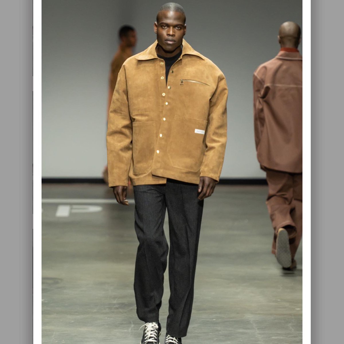 atcorpglobal's tweet photo. #STAYINGBUOYANT with @Boyde__Official @safashionweek 21/22.
#Fashion #Africa
#WHATSYOURAT #WhereYoureAt #AtCorpFashion #AtCorp 🌍 https://t.co/lv5DQxUDP3