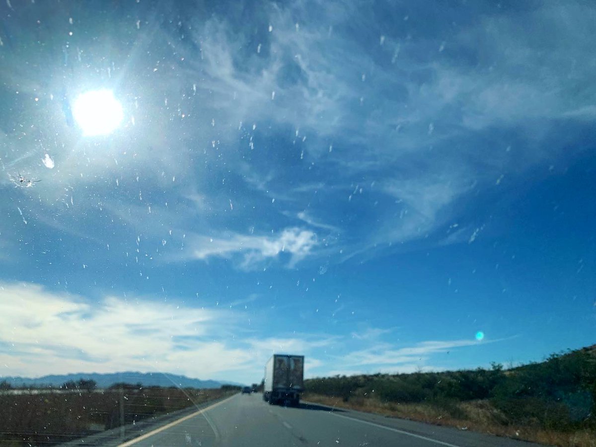 totallytucson's tweet photo. Happy Monday, #Tucson! On the road again. Day trip to Safford AZ. Took a crazy day off and drove to this cool little town. I had never been there before and wanted to clear my head in #wideopenspaces. Drove up #MountGraham too, highest peak in AZ. https://t.co/g3wQ023lOy