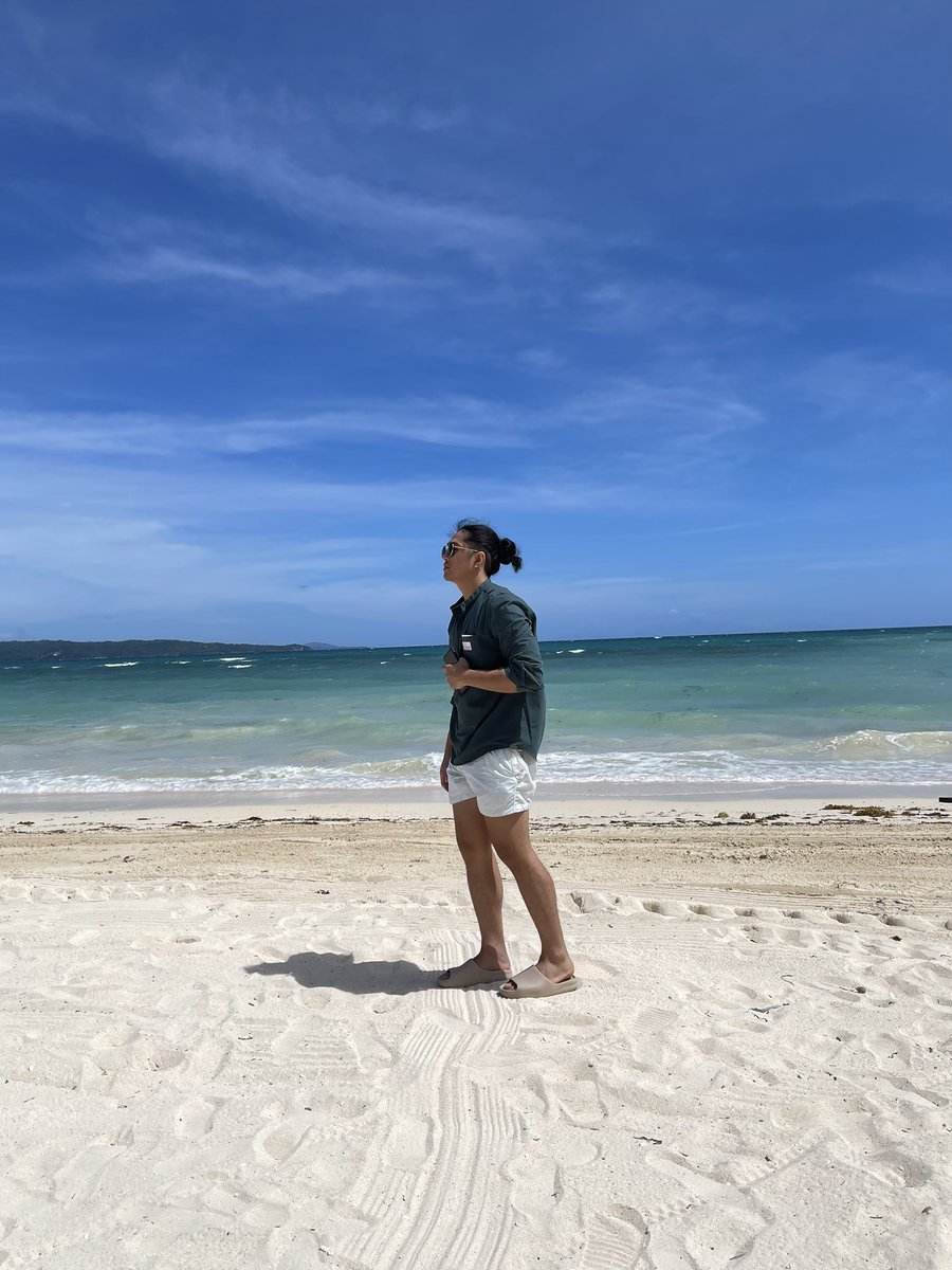 jjay_pogi's tweet photo. Rest. #tyL https://t.co/HUeCMayb8J