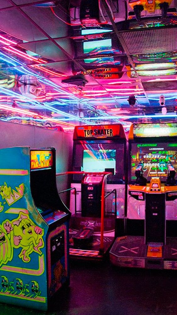 iamflashpaint's tweet photo. My favouriate game. Top Skater! 
.
#arcade #topskater #90s #retro #vibe #synthwave #nostalgic https://t.co/OcJPPgY5TN