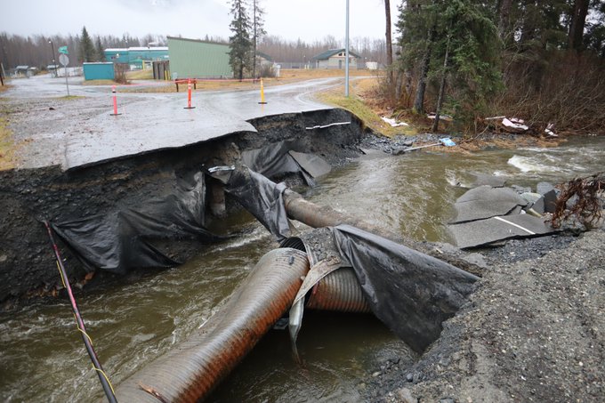 MONSTER storm engulfs Alaska FOR 5 CONSECUTIVE DAYS dumping 10 + FEET of snow and record rain FDKVCmqVUAoW-SR?format=jpg&name=small