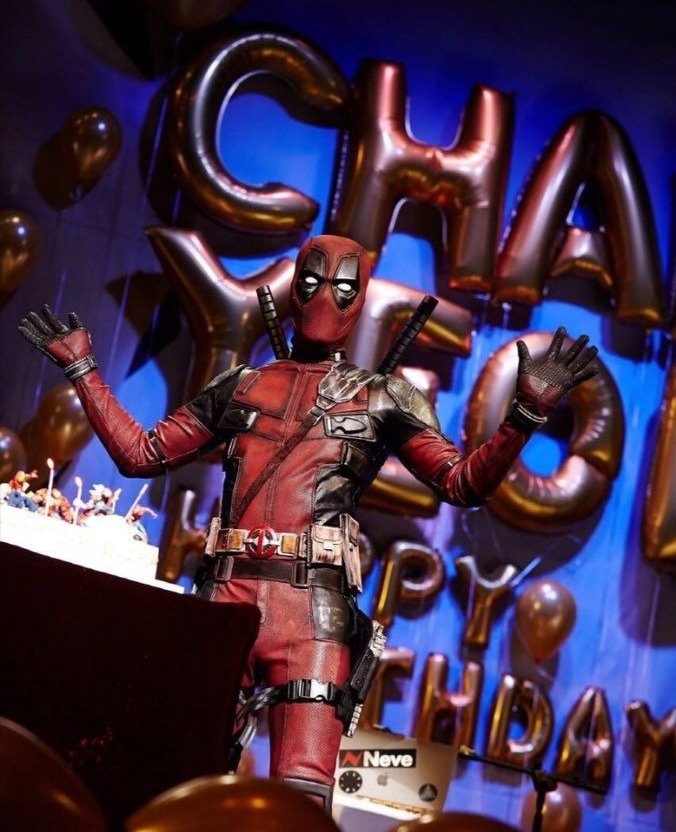 Ioeythinker's tweet image. #찬열 IT'S LOEY MONTH 🥳