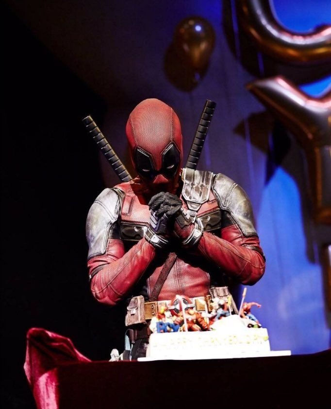 Ioeythinker's tweet image. #찬열 IT'S LOEY MONTH 🥳