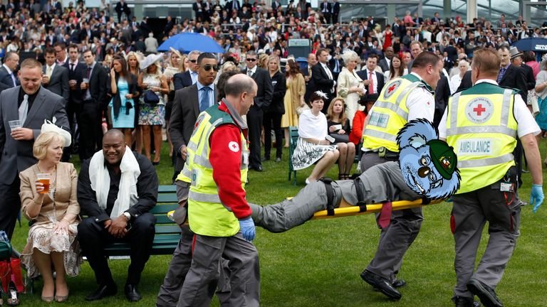 ThatSheepFelipe's tweet photo. Melbourne Cup Races hack, get yourself nice and blotto to get a free ride home.
#MelbourneCup #vrc #stuffuber #stufftaxis
#hospitalrun https://t.co/RfyKhmy0NF