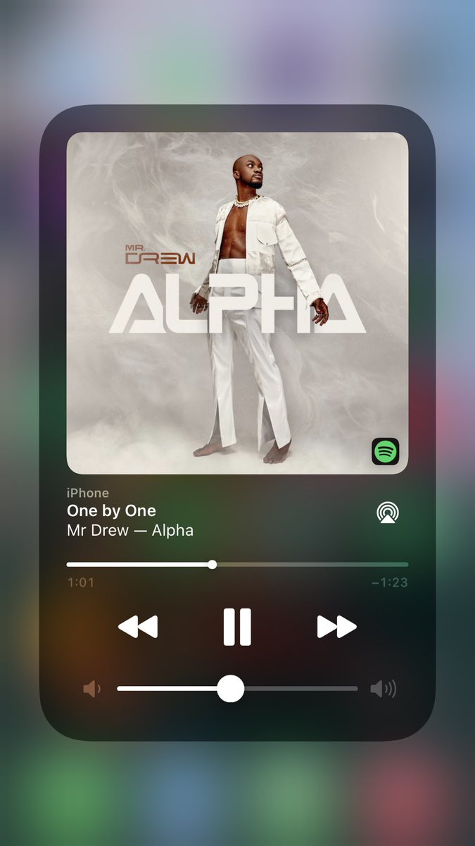 thelouilasy's tweet photo. How I start my mornings on @Spotify #OnebyOne
It’s Mr Drew eee🤍 #THEALPHAALBUM still dey out my people #Seleyy
🤍🤍🤍 https://t.co/EgI4KuB83S