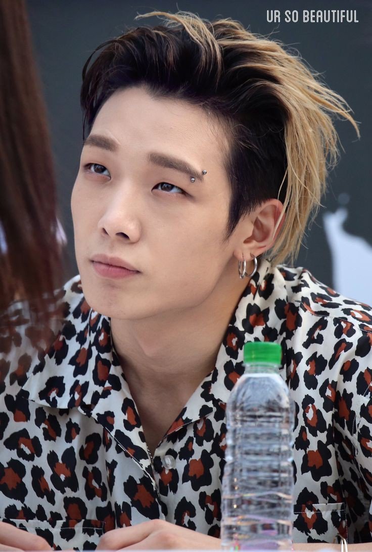 jwkfolder's tweet photo. #바비 #バビ #BOBBY #iKON https://t.co/tWVUtlzsuJ
