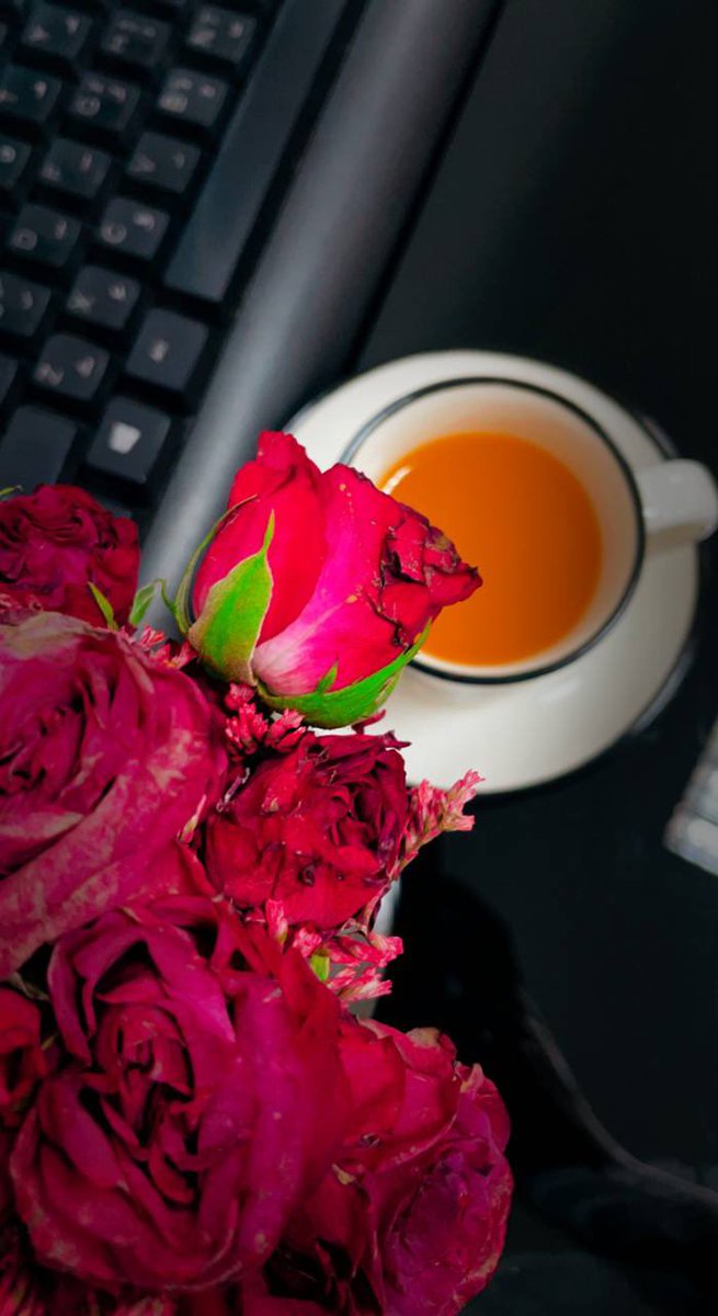 #صباح_الخير   

🍃🌸🍃
صباحكم بداية َجميلة وطريق مفتوح.. وأمنيات تتحقق وراحة تدوم.. وسَعادة تملأ أرواحكم الطاهرة وابتسامة لا تزول"☺️
🍃🌸🍃