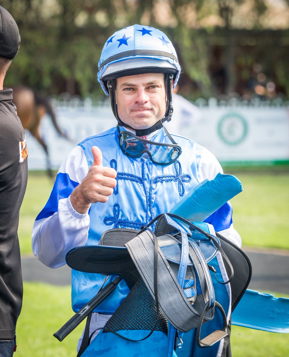 thebrookracing's tweet photo. MIRACLE DAY (@Aaronbullock90 for @Leesracing) won R4 Superior Building Solutions 4YO+ Mdn Plate (1000m). 2nd Millennium Jewel (A Morgan), 3rd Broad Outlook (M Palmer), 4th Standing Quality (M Owen). RT 00:56.92 (last 600m in 00:32.95). Margins 1.75 x 2.5L.
#classrecord https://t.co/jAZIeznOhT