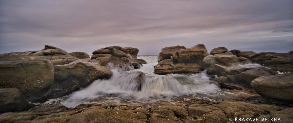 architectkzn's tweet photo. Good Morning 🌞 #instagram,#prakashbhikha, #seascape #sunrise #southafrica #ethekwini #durban #fujifilm #fujifilm_sa #fujifilm #morningwalk  #photofreedom #govan_mani #coffeeguys #coffeeguyssouthbeach #fujixpro3 #fujifilmxpro3 https://t.co/UDtdLGcflu