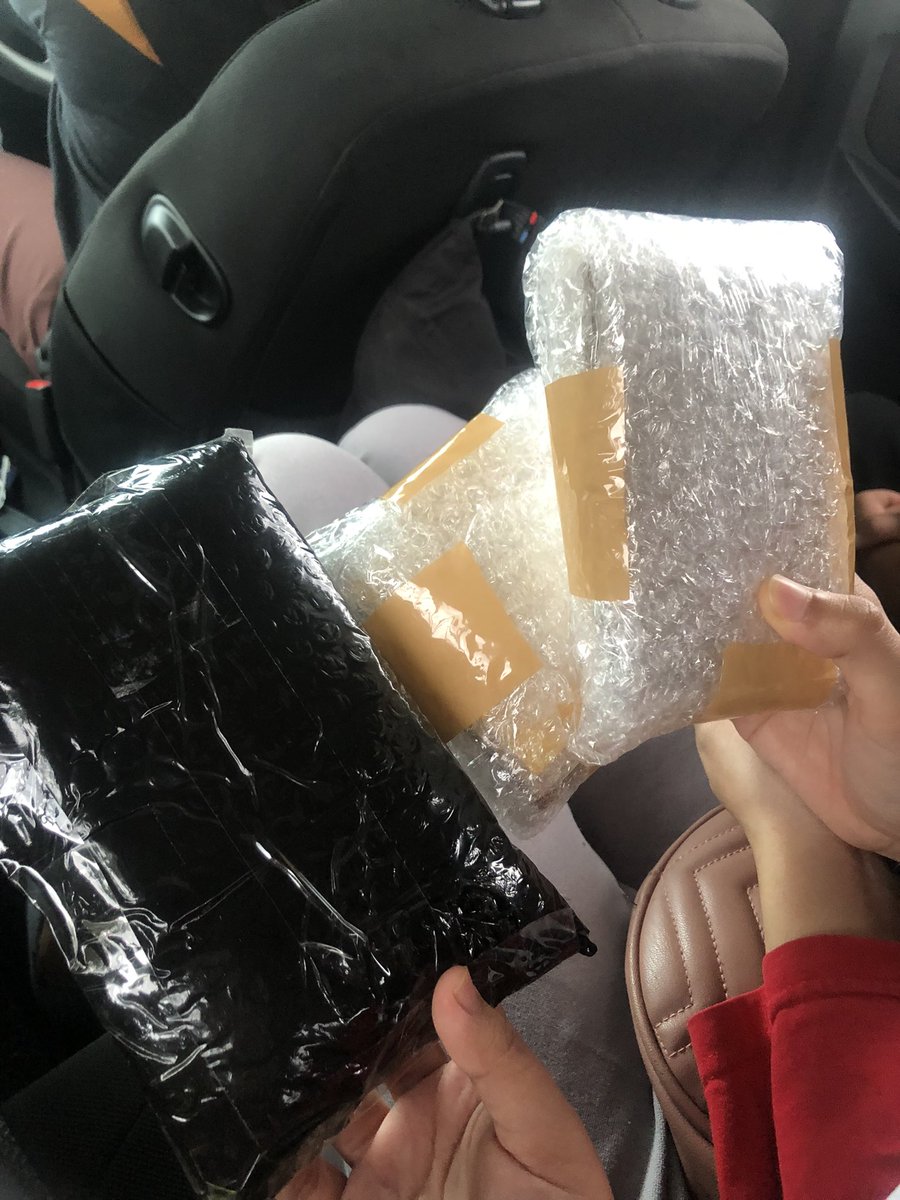yoonglossm's tweet photo. postage for today #ellproof https://t.co/NZJHGtbnK9