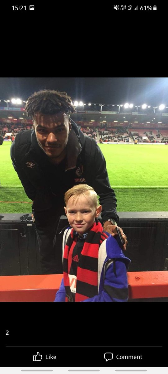mark_docksey's tweet photo. @afcbournemouth @Quinn_Bet Me and my two footy mad boys 👍🏻⚽️❤ https://t.co/T7wpAa41xj