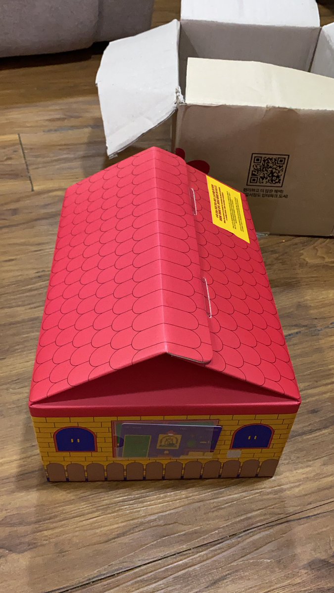 moonbinthusiast's tweet photo. my 5th aroha membership package came!! https://t.co/x0R35RJ6Xs