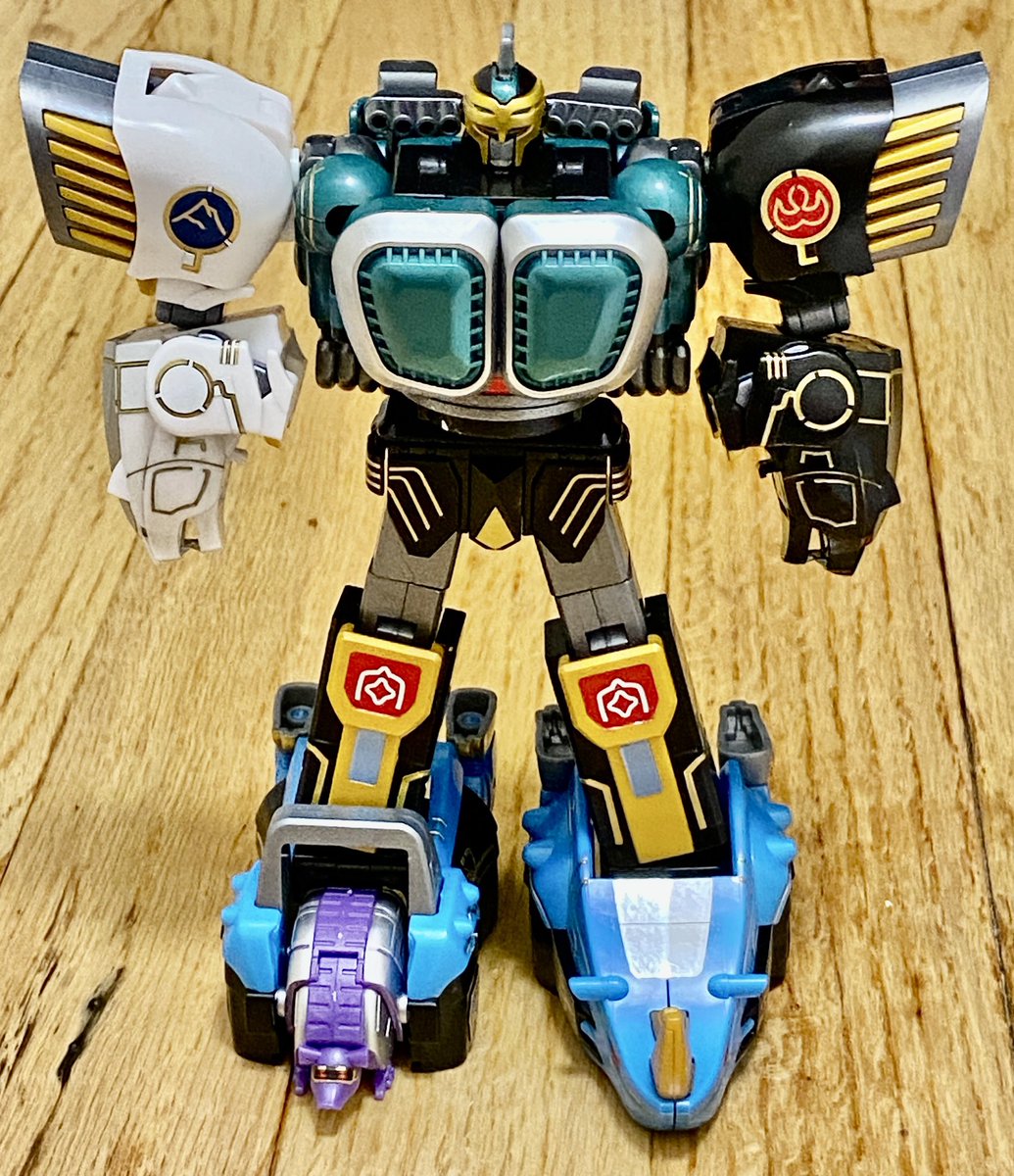 SoulinkChu's tweet photo. Another one down in my #SMP backlog #Gaoranger #GaoMuscle #GaoRhinos #GaoMadillo https://t.co/K0gzuHv1x3