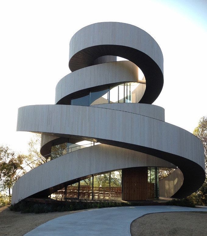 daisyabbott_'s tweet photo. For the love of architecture https://t.co/1RGGFaSna7