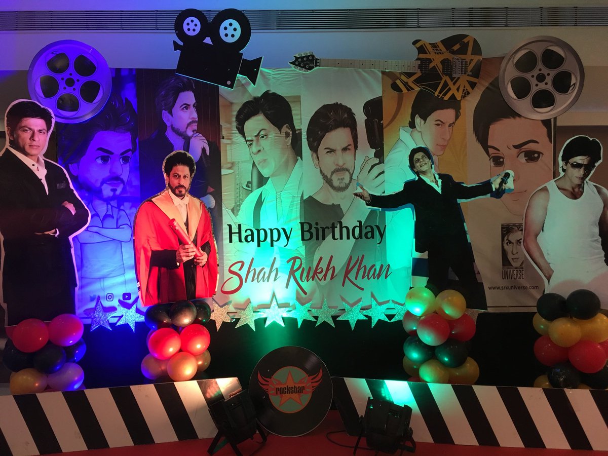 joeljsph89's tweet photo. Happy Birthday @iamsrk https://t.co/lBK7r52gkD