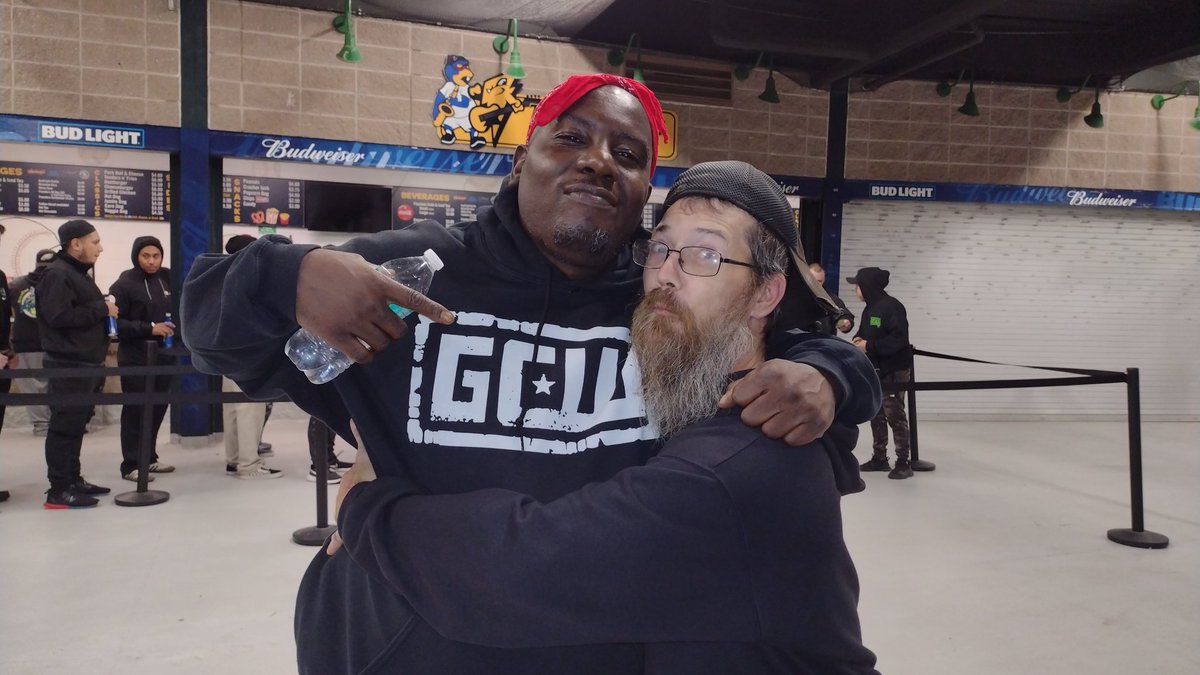 FearlessNeil's tweet photo. One of the many men that inspired me and my style. Extremely grateful and weirdly honored he put his blunt out on my head! #StrangeDays #ItWasLit https://t.co/nu06I4nnRy
