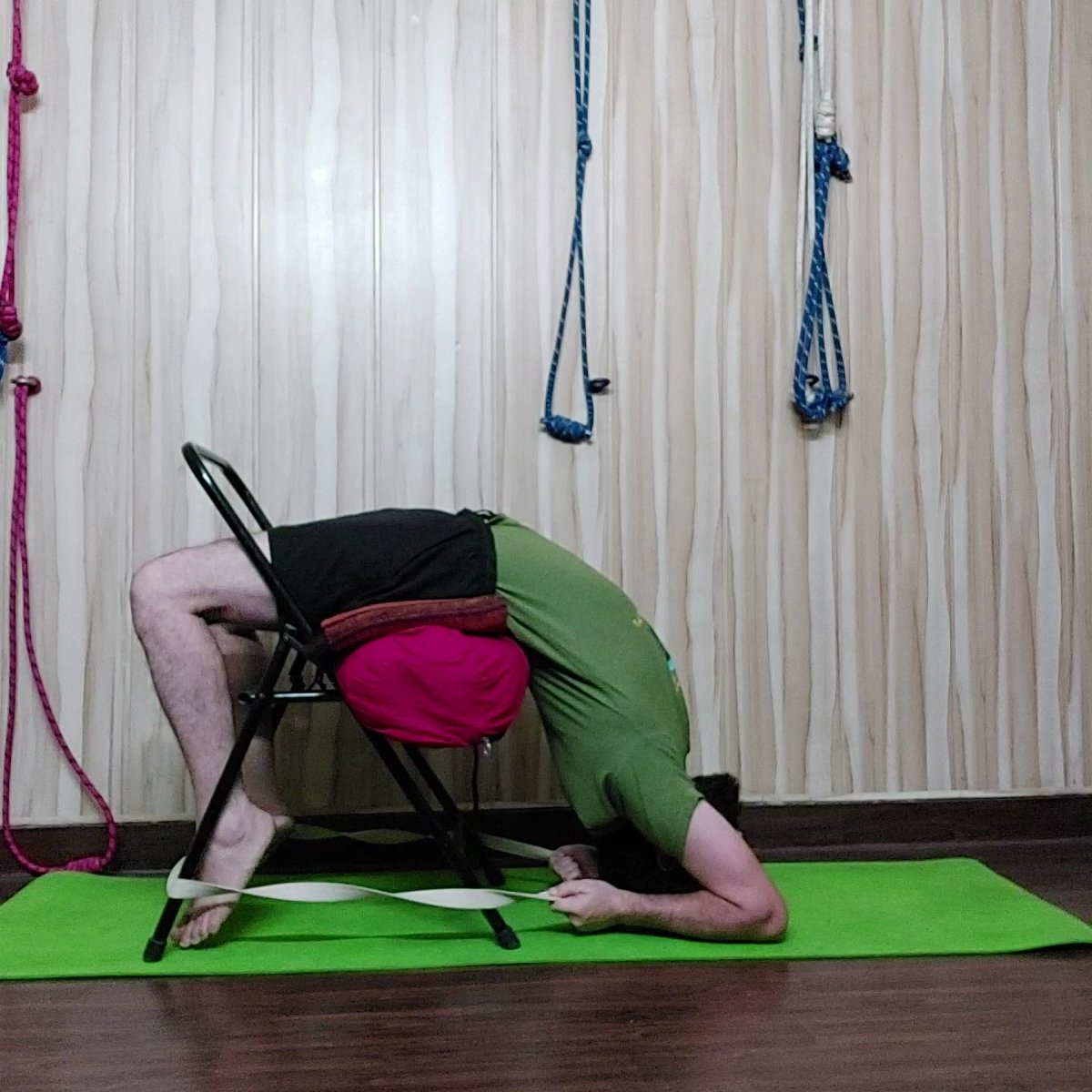 sumitsaproo's tweet photo. Backbends in particular are strong energising postures. They tap into the circulatory system by increasing blood flow throughout the body, all the way from the head to the toes. 

#yoga #asanas #backbend #energizer #yogsattva https://t.co/19sjcbKcXL