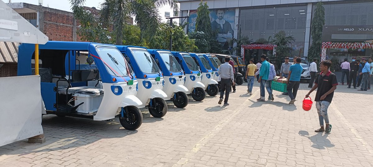 shivshaktiwahan's tweet photo. Set to Deliver #Treo

@MahindraElctrc
#ShivShaktiWahan #Madhubani #Dhanteras #Darbhanga #khutauna #Basopatti #EV https://t.co/PSVfw0EWH2