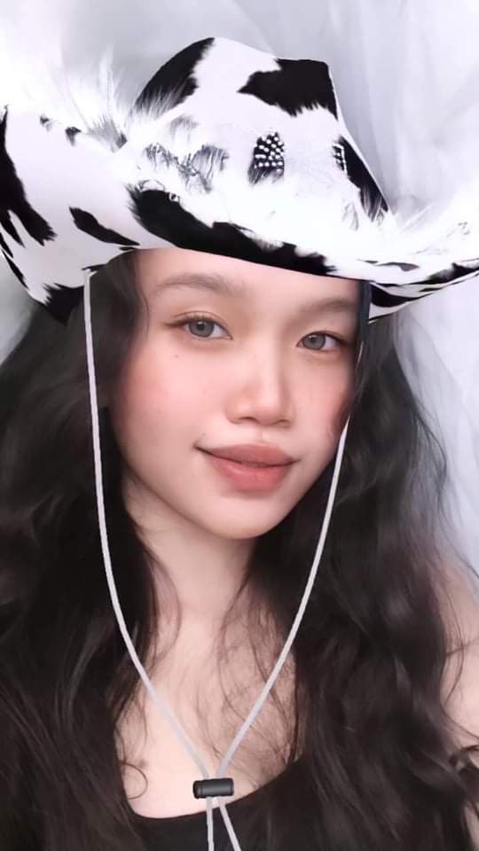 Angel27794107's tweet photo. I need a real boyfriend that he always love and care with me. And respect me and protect me always https://t.co/VwlaTJeN3h