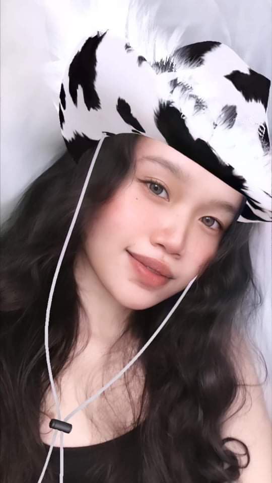 Angel27794107's tweet photo. I need a real boyfriend that he always love and care with me. And respect me and protect me always https://t.co/VwlaTJeN3h